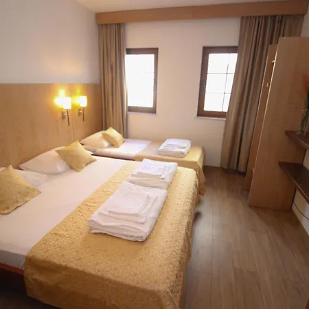 Guest house Deny - With Free Parking 3*