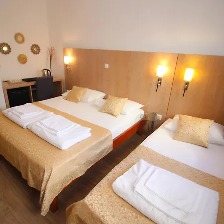 Deny - With Free Parking Guest house Mostar