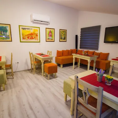 Deny - With Free Parking 3* Mostar