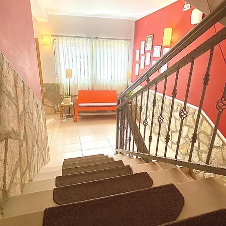 Deny - With Free Parking Mostar