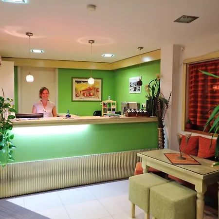 Deny - With Free Parking Gasthuis