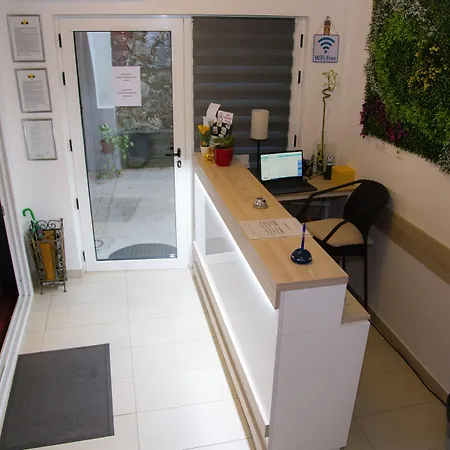 Gasthuis Deny - With Free Parking 3*