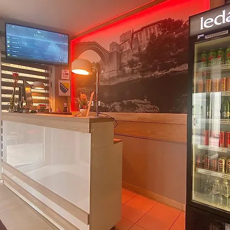 モーテル デナイ モスタル 3* モスタル