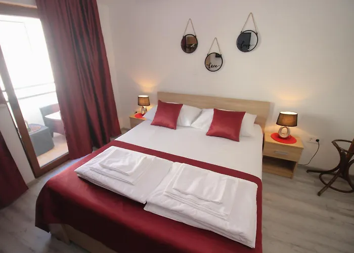 ゲストハウス モーテル デナイ モスタル