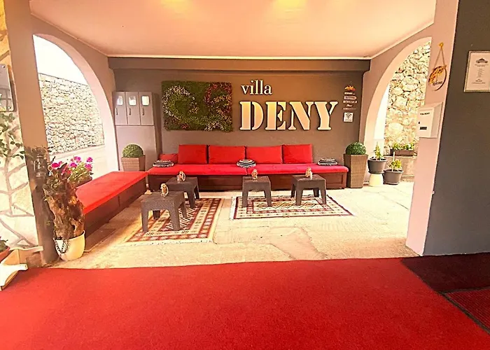 モーテル デナイ モスタル 3* モスタル