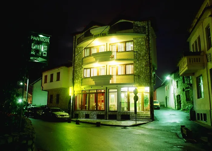 モーテル デナイ モスタル モスタル