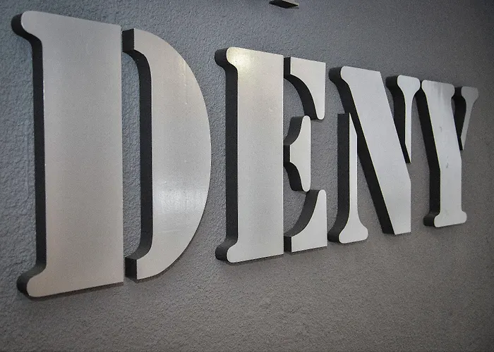 モーテル デナイ モスタル モスタル