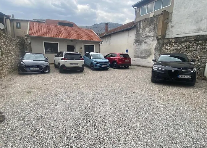 モーテル デナイ モスタル