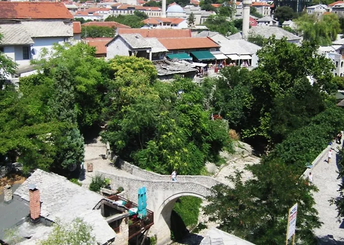 モーテル デナイ モスタル ゲストハウス モスタル