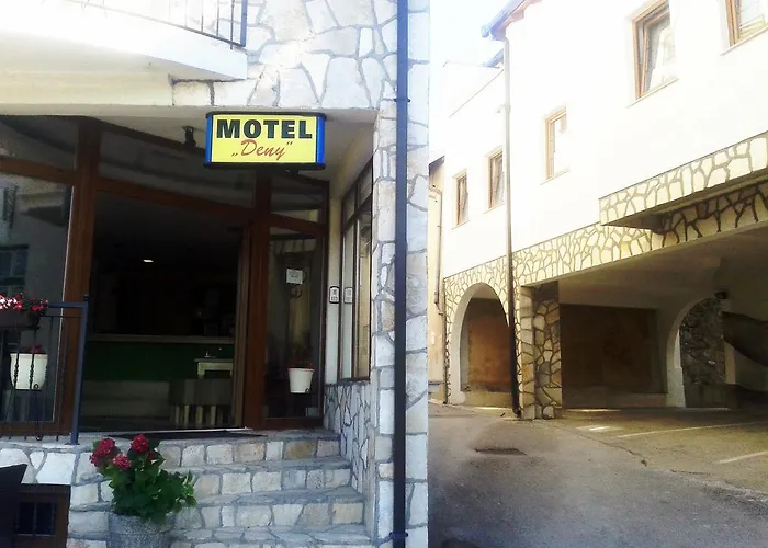 モーテル デナイ モスタル ゲストハウス 3*